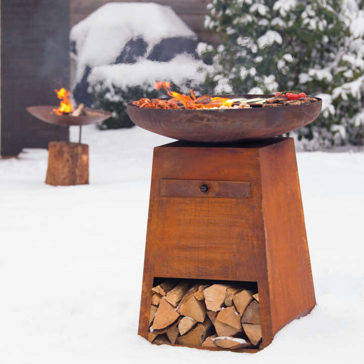 OutTrade BBQ Firepit Orion OutTrade BBQ Firepit Orion